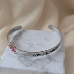 Silver Plated Medical Alert Bracelet Type 1 Diabetes New